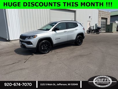 New 2025 Jeep Compass Latitude w/ Sun and Sound Group