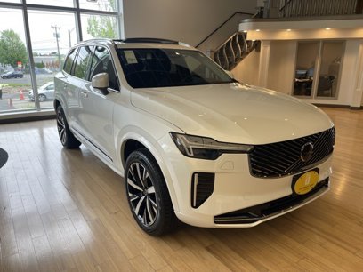 New 2025 Volvo XC90 B6 Core w/ Protection Package Premier
