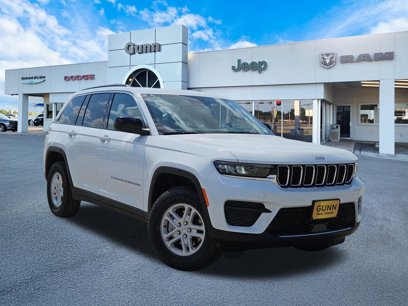 New 2024 Jeep Grand Cherokee Laredo