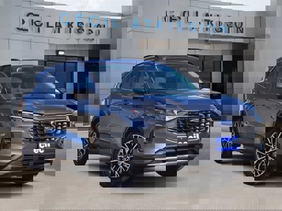 New 2025 Ford Escape SE
