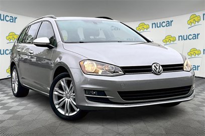 Used 2015 Volkswagen Golf SE