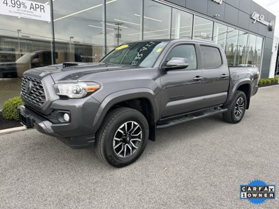 Used 2022 Toyota Tacoma TRD Sport w/ Black Out Package (TMS)