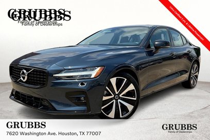 Certified 2022 Volvo S60 B5 Momentum w/ Premium Package
