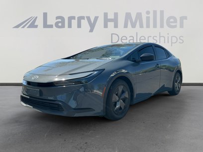Used 2023 Toyota Prius LE
