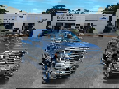 New 2025 Ford F150 Lariat w/ Equipment Group 502A High