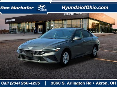 New 2025 Hyundai Elantra SE