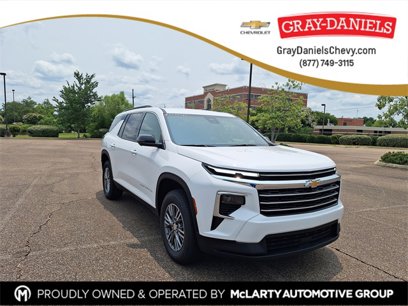 New 2025 Chevrolet Traverse LT w/ Driver Confidence Package
