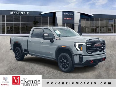 Used 2025 GMC Sierra 2500 AT4 w/ AT4 Premium Plus Package