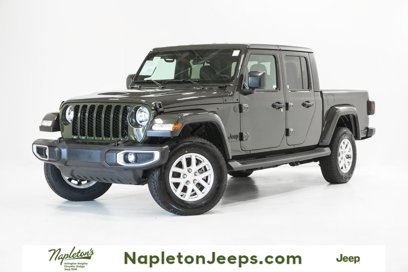 New 2023 Jeep Gladiator Sport