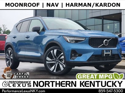 Used 2023 Volvo XC40 B5 Plus w/ Driver Assist Package