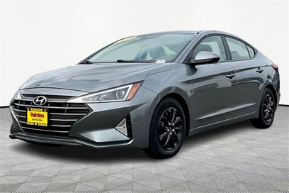 Used 2019 Hyundai Elantra SE w/ Cargo Package