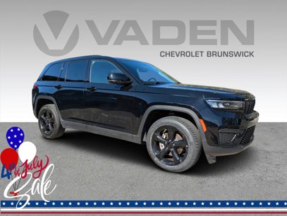 Used 2023 Jeep Grand Cherokee Altitude