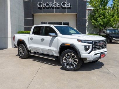 New 2025 GMC Canyon Denali