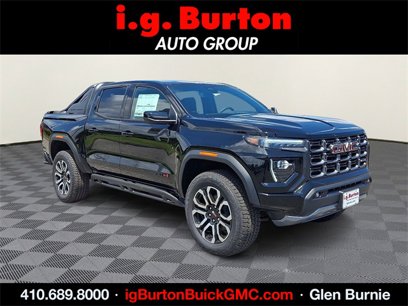 New 2025 GMC Canyon AT4 w/ Nightfall Edition
