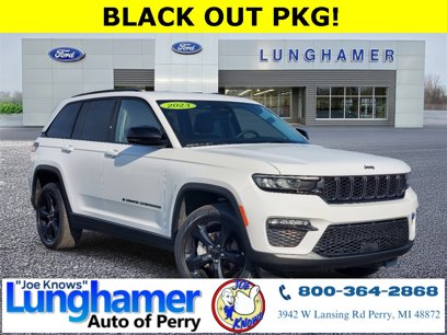 Used 2023 Jeep Grand Cherokee Limited w/ Black Appearance Package