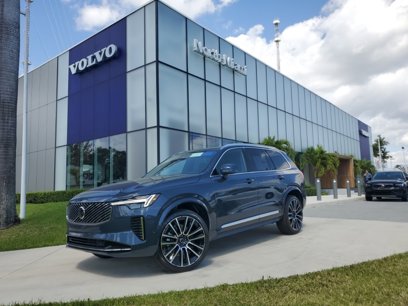 New 2025 Volvo XC90 B5 Ultra w/ Protection Package Premier