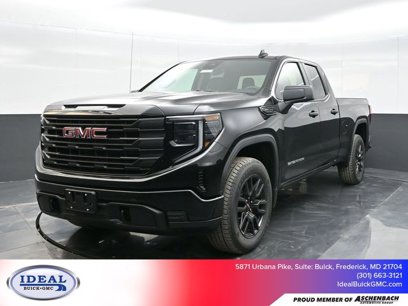 New 2025 GMC Sierra 1500 Pro w/ Graphite Edition