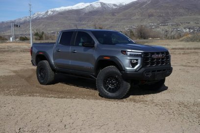 New 2024 GMC Canyon AT4X w/ AT4X AEV Edition