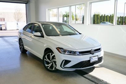 New 2025 Volkswagen Jetta SEL