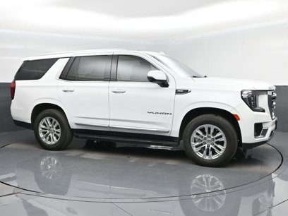 Used 2022 GMC Yukon SLT w/ SLT Premium Package