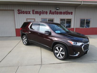 Used 2020 Chevrolet Traverse LT w/ LT Premium Package