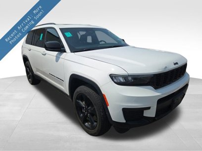 Used 2022 Jeep Grand Cherokee L Laredo