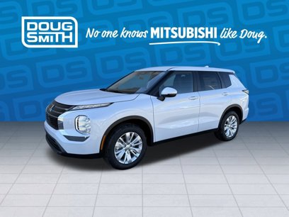 New 2025 Mitsubishi Outlander ES