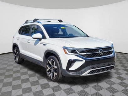Certified 2022 Volkswagen Taos SEL w/ Panoramic Sunroof Package