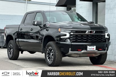 New 2025 Chevrolet Silverado 1500 ZR2 w/ Technology Package