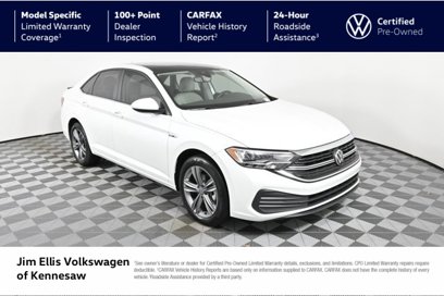 Certified 2023 Volkswagen Jetta SE w/ Panoramic Sunroof Package