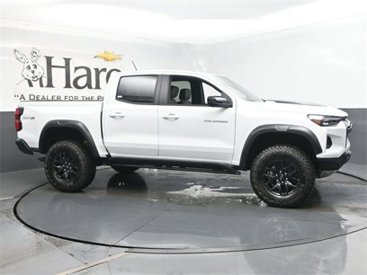 New 2025 Chevrolet Colorado ZR2 w/ Midnight Edition