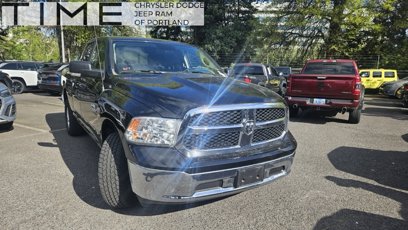 Certified 2019 RAM 1500 Classic SLT w/ Luxury Group