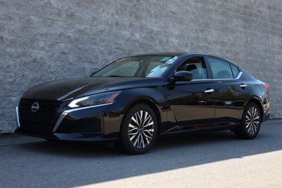 Used 2023 Nissan Altima 2.5 SV