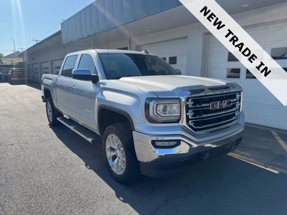 Used 2017 GMC Sierra 1500 SLT w/ SLT Premium Package