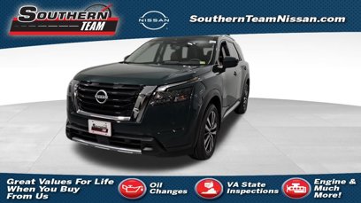New 2025 Nissan Pathfinder Platinum w/ Cargo Package