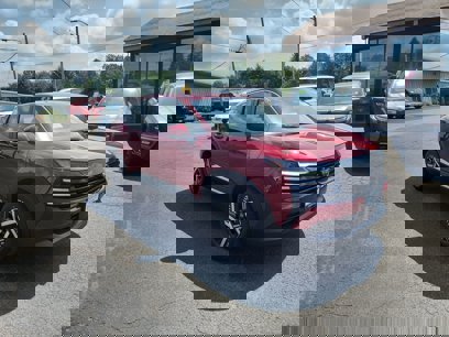 New 2025 Nissan Kicks SV w/ Charging Package