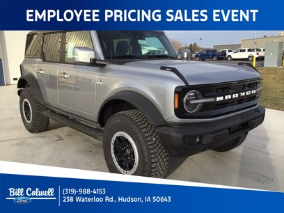 New 2024 Ford Bronco Outer Banks w/ Sasquatch Package