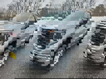 New 2025 GMC Sierra 1500 Pro w/ Convenience Package