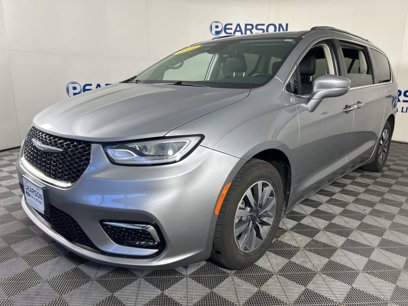 Used 2021 Chrysler Pacifica Touring-L