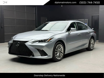 Used 2022 Lexus ES 300h w/ Luxury Package
