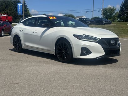 Certified 2022 Nissan Maxima SR w/ Sport Mat Group