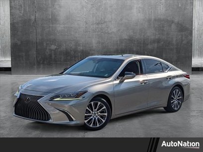 Used 2019 Lexus ES 350 w/ Luxury Package