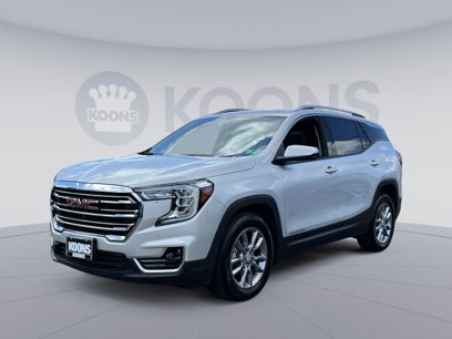 Used 2022 GMC Terrain SLT w/ Tech Package