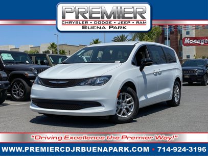 New 2025 Chrysler Voyager LX