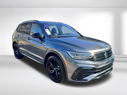 Used 2024 Volkswagen Tiguan SE R-Line