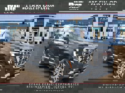 New 2025 GMC Yukon XL Denali