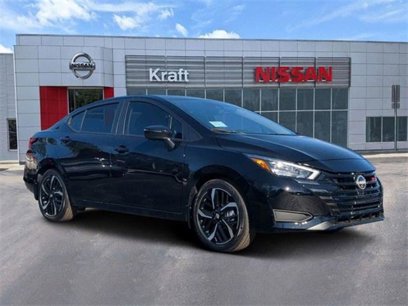 New 2025 Nissan Versa SR w/ Trunk Package