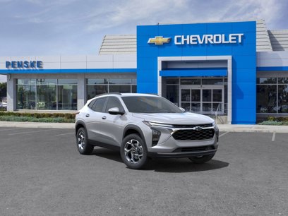 Used 2025 Chevrolet Trax LT w/ Driver Confidence Package