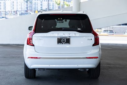 New 2025 Volvo XC90 B6 Ultra