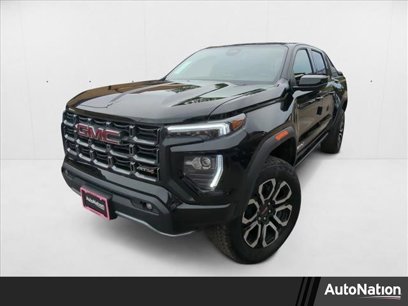 New 2025 GMC Canyon AT4 w/ Nightfall Edition